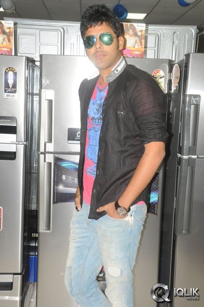 Ice-Cream2-Movie-Team-Launches-Yes-Mart